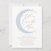 月の青い男の子の赤ん坊のシャワー越え 招待状 (正面)