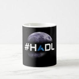 月の黒のマグへの#HODLの熱意 コーヒーマグカップ