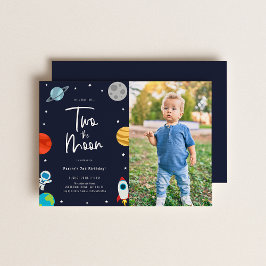 月の2歳お誕生日パーティーの写真 招待状