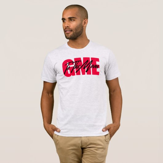 月のTシャツに合わせる Tシャツ (正面フル)