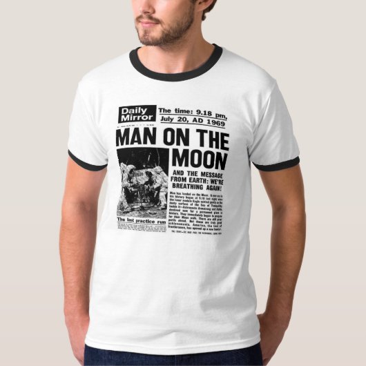 月のTシャツを着た男 Tシャツ (正面)
