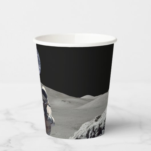 月を掘る 紙コップ (左)