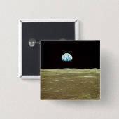 月を越えて昇る地球 缶バッジ (正面&裏面)