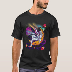 月リラックス宇宙船の宇宙飛行士に乗っている Tシャツ