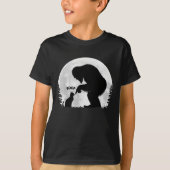月下のビッグフットと猫のブープ Tシャツ (正面)