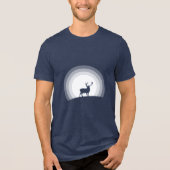 月光に浮かぶ雄大な鹿のシルエット トライブレンドTシャツ (正面)