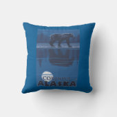 月光のくま- Cordova、アラスカ クッション (裏面)