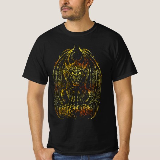 月光のガーゴイル: ゴシックアート Tシャツ (正面)