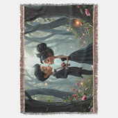 月光の誓い - かわいいゴシックウェディングの瞬間。 スローブランケット (正面縦)