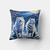 月威厳のあるに照らされた空の下の狼 クッション (裏面)