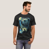 月明かりに佇む雄大な熊の野生動物アート Tシャツ (正面フル)