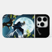 月明かりの下、木の枝に止まったワシ iPhoneケース (裏面横)