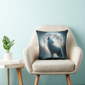 月明かりの下、魔法にかけられたオオカミが吠える。 クッション (椅子)