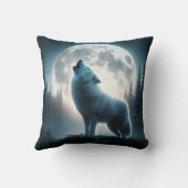 月明かりの下、魔法にかけられたオオカミが吠える。 クッション (裏面)