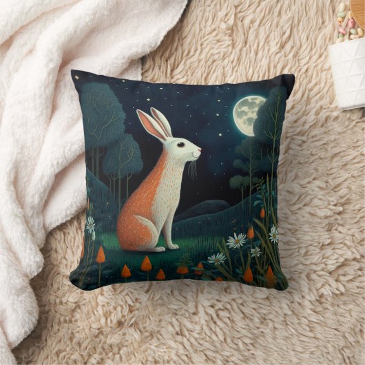 月明かりの中のオレンジと白うさぎ クッション (ブランケット)