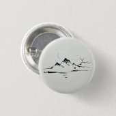 "月明かりの山々:水墨画の風景" 缶バッジ (正面&裏面)