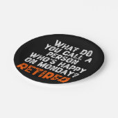 月曜日に幸せな人を何と呼びますか。 ペーパープレート (アングル)