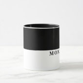 月曜日モダンな黒いラインおもしろいな引用文 マグカップ (中央)