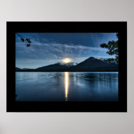 月白熱［赤熱］光を放つが湖のポスター ポスター