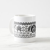 月瞑想ポリネシアのタトゥーマグ コーヒーマグカップ (正面左)
