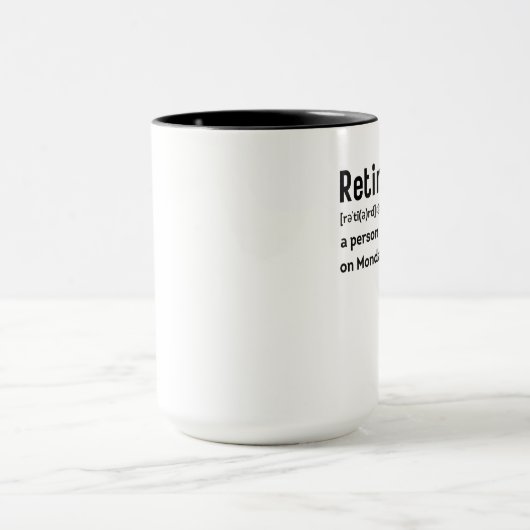 月退職した日に幸せであるおもしろい人 マグカップ (中央)