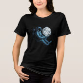 月面サイコロを持つ宇宙飛行士 トライブレンドTシャツ (正面)