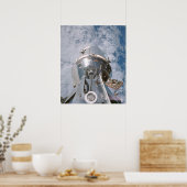 月面モジュールにドッキングされたアポロ9コマンドモジュール ポスター (キッチン)