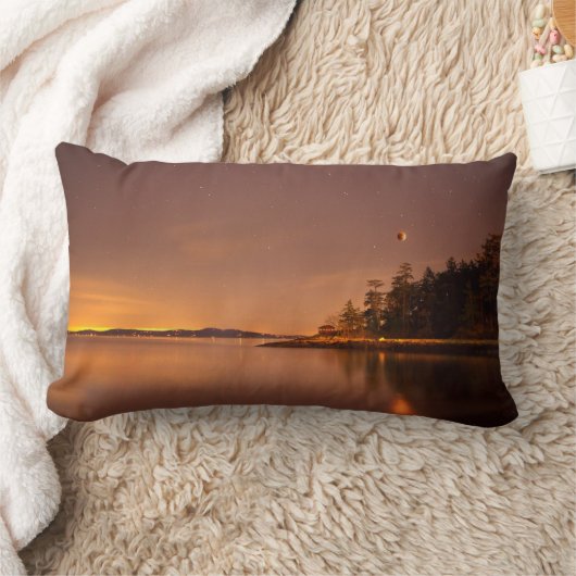 月食 |ビクトリア，ブリティッシュコロンビア ランバークッション (ブランケット)