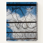 有刺鉄線フェンス ノートブック (裏面)