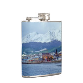 有名なウシュアイア – ティエラ・デル・フエゴ，アルゼンチン フラスク (右)