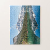 有名なエメラルド湖のカヌー – Yoho NP,カナダ ジグソーパズル (縦)