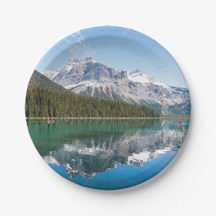 有名なエメラルド湖のカヌー – Yoho NP，カナダ ペーパープレート