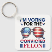 有罪判決を受けたトランプ大統領への投票 キーホルダー (正面)