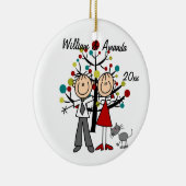 服を着せられたカップルおよび猫のパーソナライズなオーナメント セラミックオーナメント (右)