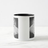 服2の女性 マグカップ (中央)