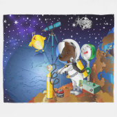 望遠鏡で宇宙の子犬とエイリアン フリースブランケット (正面(横))