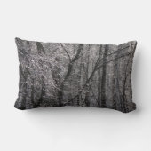 朝の光の輝く氷の森I ランバークッション (裏面)