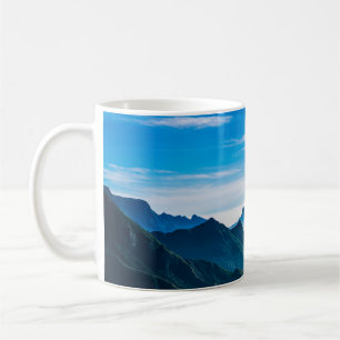 朝の山の霧の風景 コーヒーマグカップ