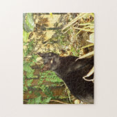 朝の日曜日のパズルの黒猫 ジグソーパズル (縦)