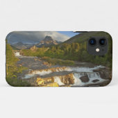 朝の明かりがスワフトカレント滝を迎える Case-Mate iPhoneケース (裏面(横))