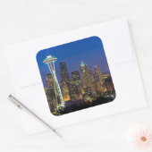 朝の時間のシアトルのスカイラインのイメージ スクエアシール (封筒)