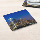 朝の時間のシアトルのスカイラインのイメージ スクエアペーパーコースター (アングル)