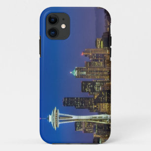 朝の時間のシアトルのスカイラインのイメージ iPhone 11 ケース