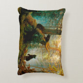 朝の松の木の熊のカッブ・シシュキン アクセントクッション (裏面(縦))