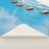 朝の空の下の白澄んい観覧車 シェルパブランケット (3/4)