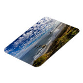 朝の雲と霧のビーチ マグネット (左側)