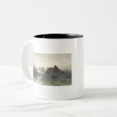 朝の霧の中で水の上に家を沸かす ツートーンマグカップ (正面左)