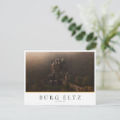 朝の霧の中のブルグエルツ城 ポストカード (スタンド正面)