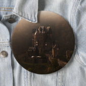 朝の霧の町のEltzの城 缶バッジ (インサイチュ)