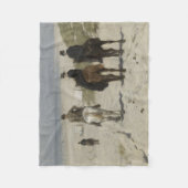 朝の馬に乗るビーチ（Anton Mauve著） フリースブランケット (正面)